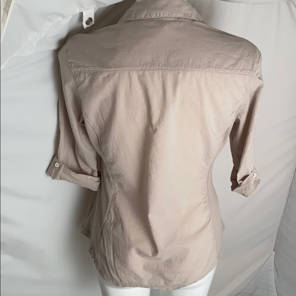 James Perse Clean Contrast Panel beige fitted button down shirt - Picture 4 of 9